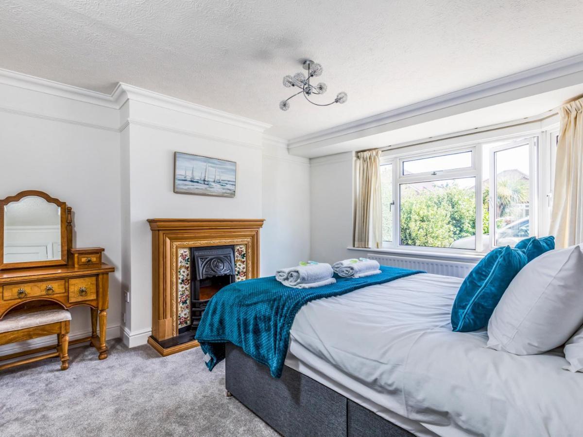 Pass The Keys Lovely Ground Floor Flat With Large Garden Chichester Esterno foto